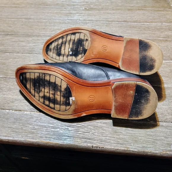 Men's Size 11 Oxford Dress Shoes - Picture 5 of 5